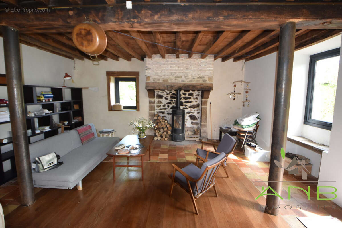 Maison à ROUZEDE