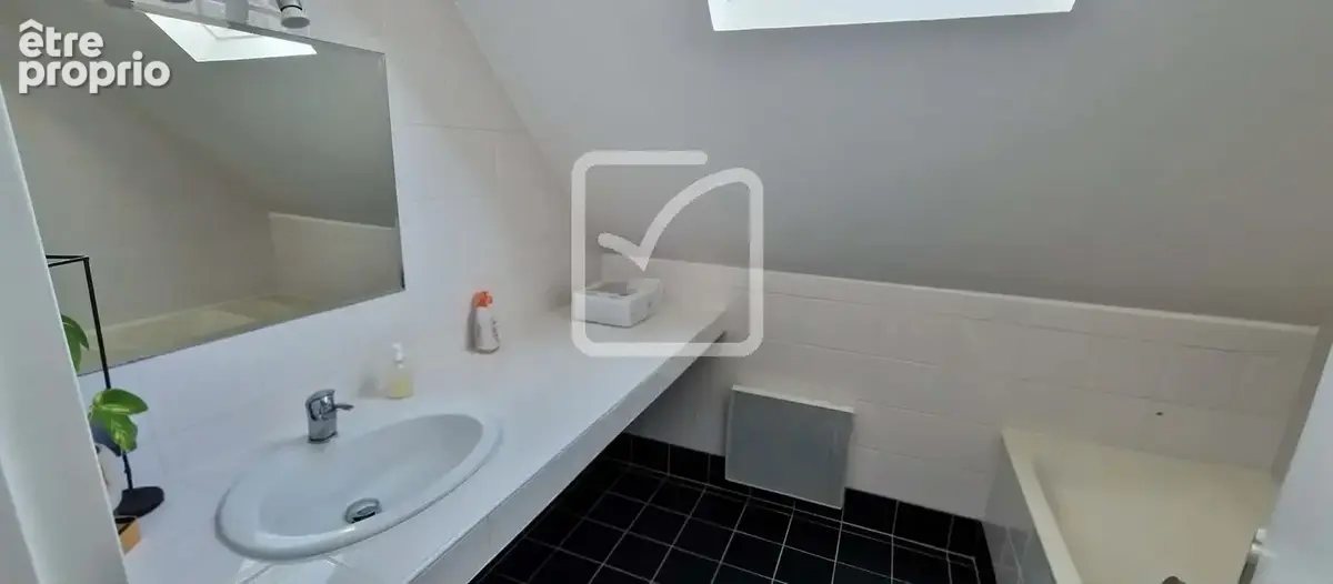 Coup de coeur a tremeoc - longere 150m2 - 2 habitations sur 5200 m2 - sans travaux - photo 7