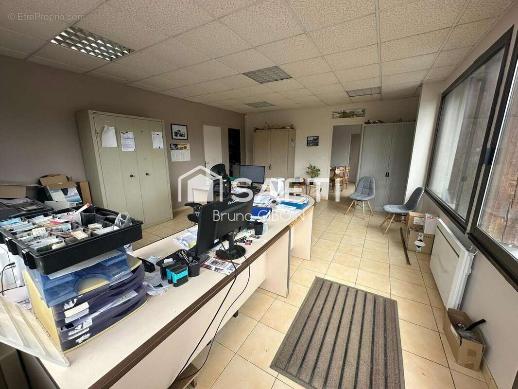Photo 3 - Commerce à SULLY-SUR-LOIRE