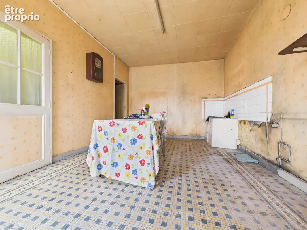 Maison à fort potentiel en fond d’impasse, avec jardin et dépendance à réinventer entièrement - photo 4