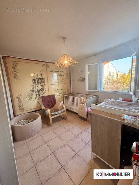 Maison à MONTELIMAR