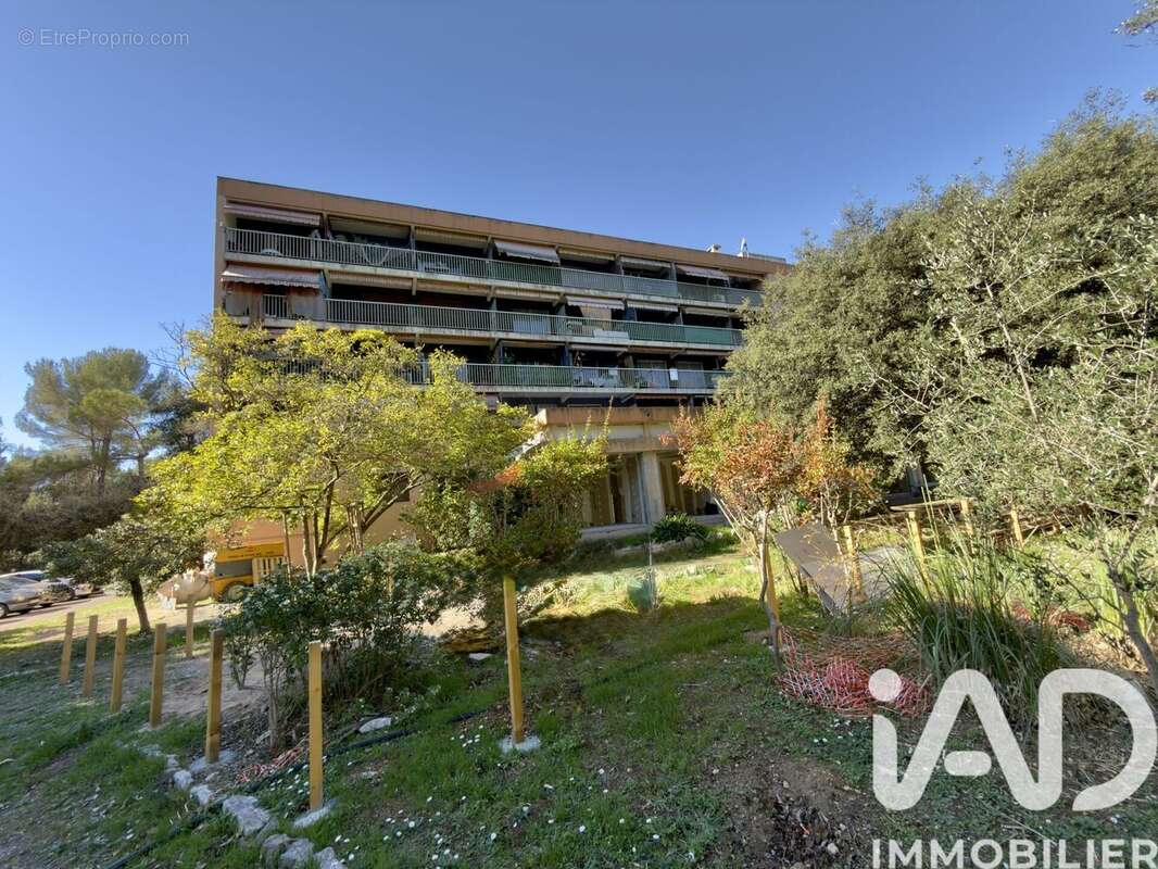 Photo 2 - Appartement à PEYMEINADE