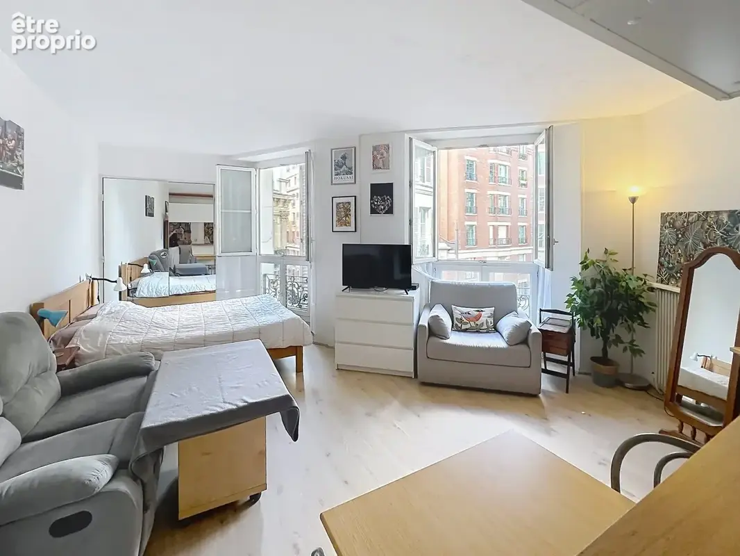 Appartement 1 pièce 35 m² à vendre à Paris-10e (75010) - photo 2