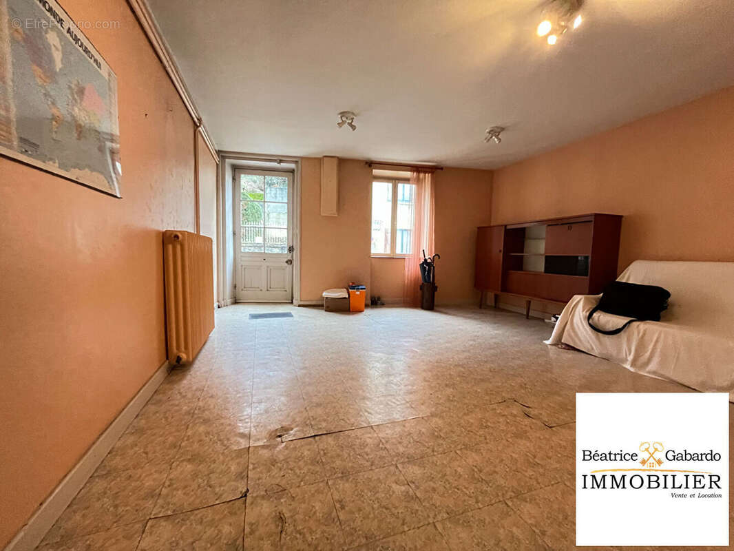 Maison Chamelet 7 pièce(s) 152 m2 - photo 11