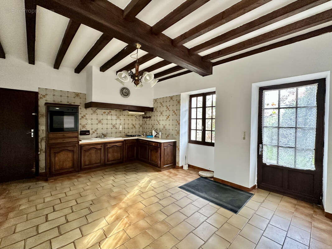 Maison à AUTEVIELLE-SAINT-MARTIN-BIDEREN