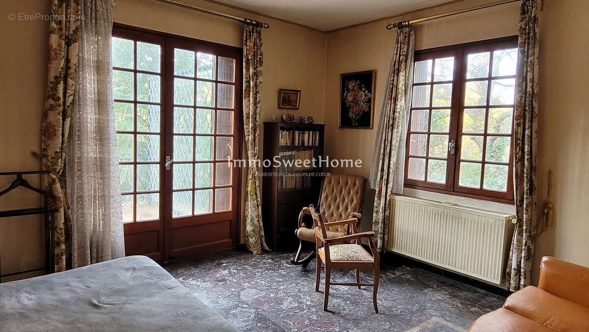 Maison à MIRABEL-AUX-BARONNIES