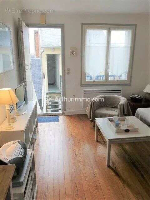 Appartement à TROUVILLE-SUR-MER