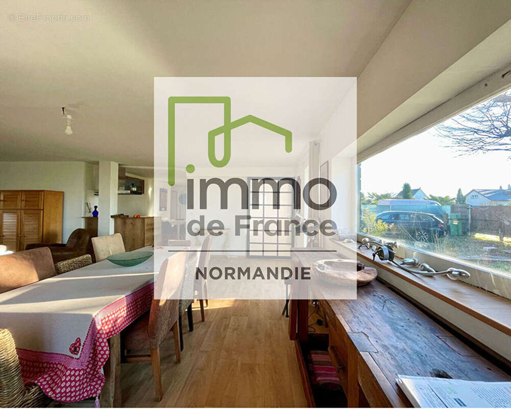 Maison à SAINT-MARTIN-EN-CAMPAGNE