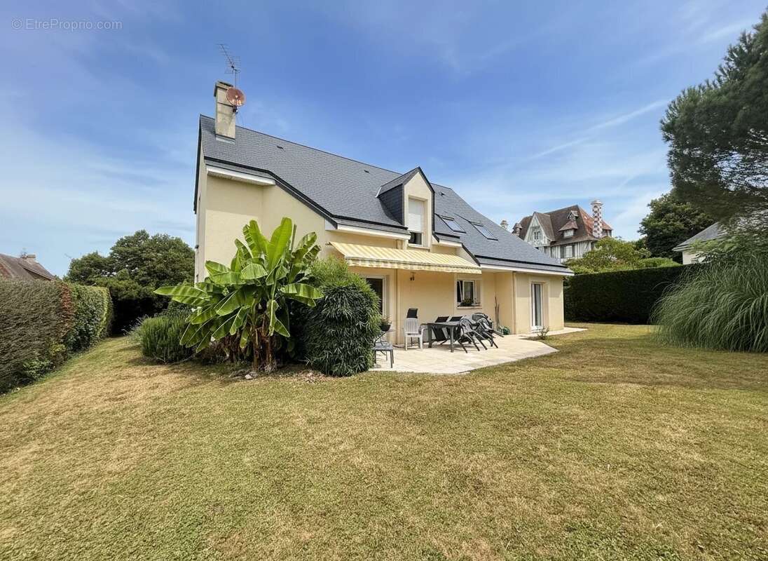 Maison 157 m² à Touques  - photo 2