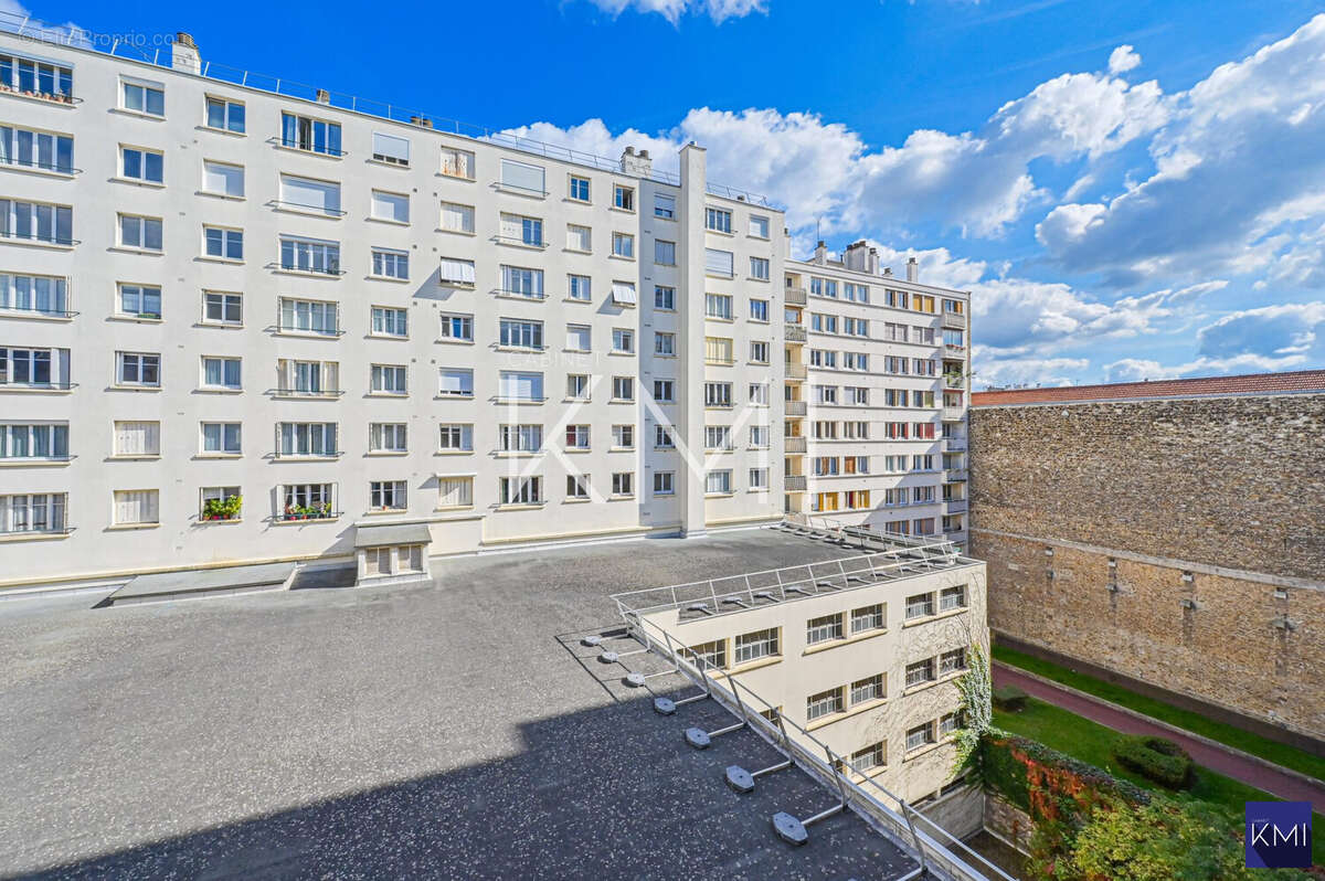Appartement à PARIS-11E