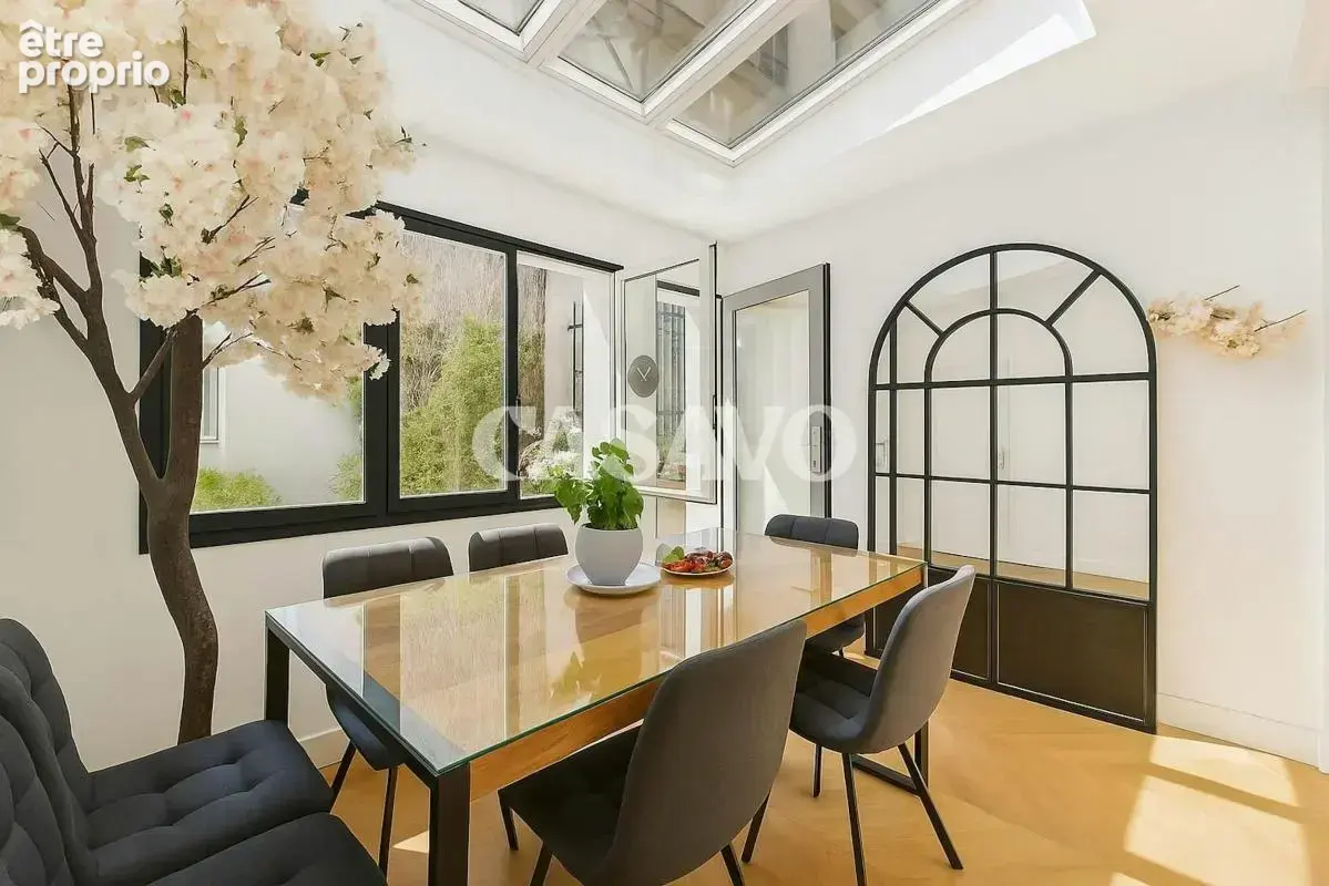 Vente Appartement 5 pièces de 100m² - 75018 Paris - photo 5