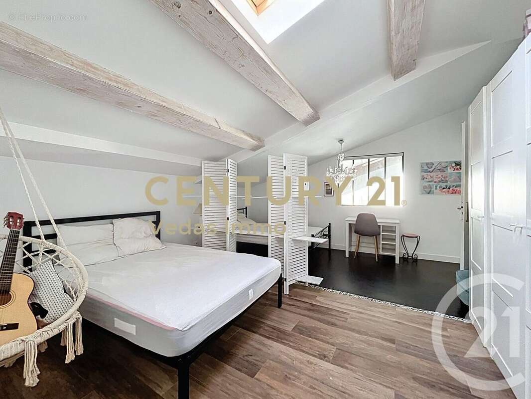 Maison à SAINT-JEAN-DE-VEDAS