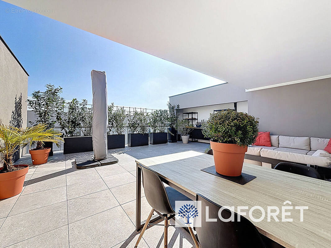 Appartement à SAINT-CYR-AU-MONT-D'OR