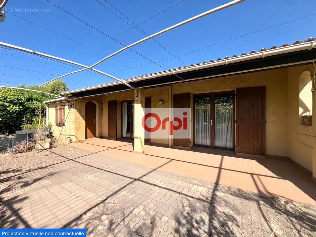 Maison à SAN-GAVINO-DI-CARBINI