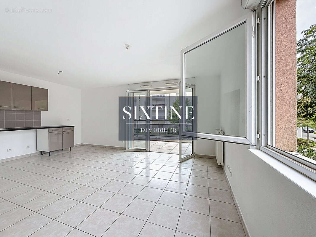 Appartement à BOURGOIN-JALLIEU