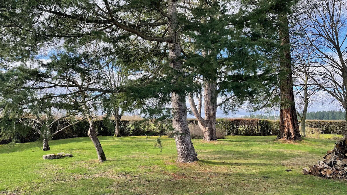Maison à LES BAUX-DE-BRETEUIL