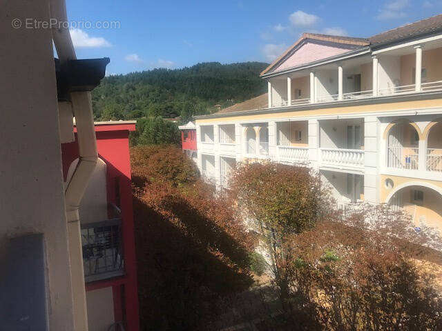 Appartement à LAMALOU-LES-BAINS