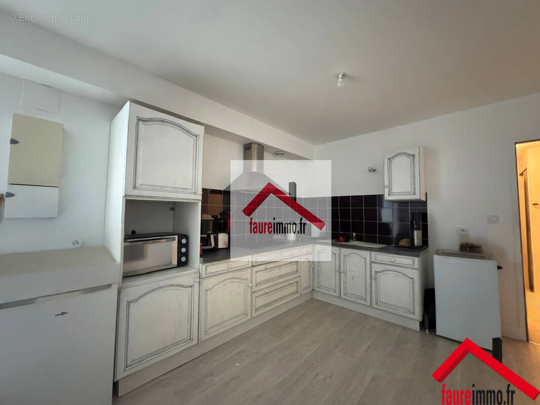 Appartement à OBJAT