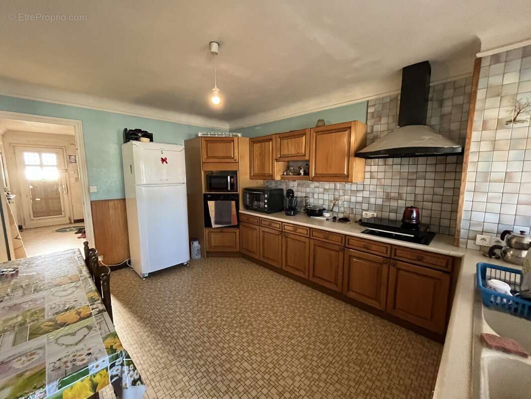 Maison à SURY-LE-COMTAL