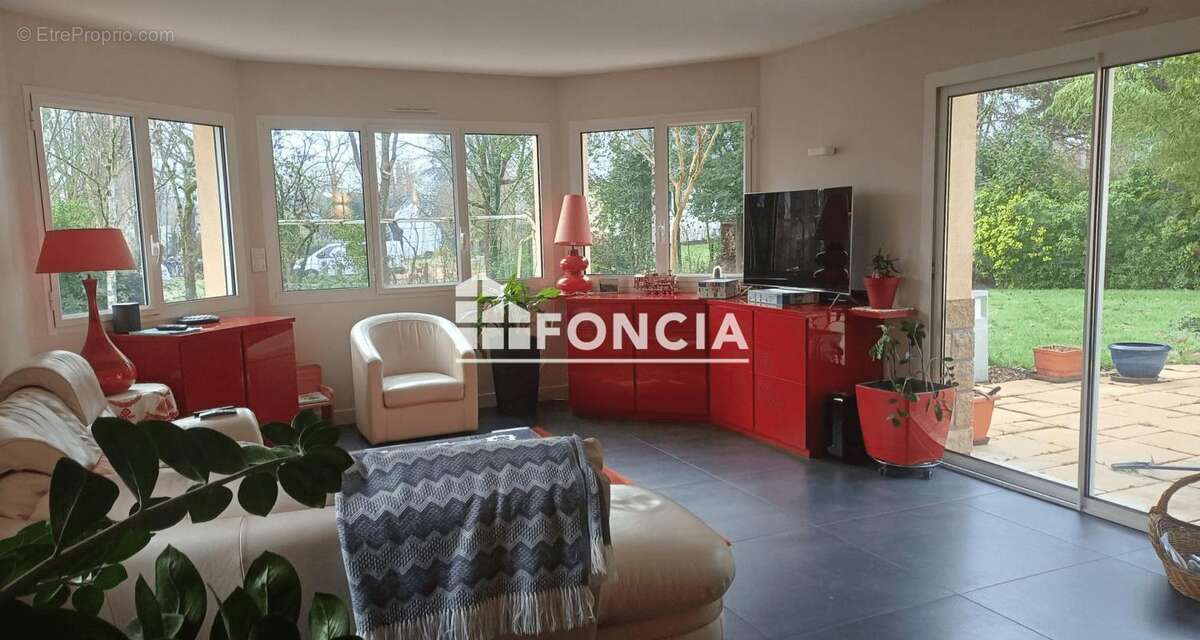 Maison à CHARTRES-DE-BRETAGNE