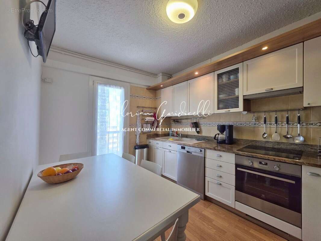 Appartement 94 m² à Bastia  - photo 3