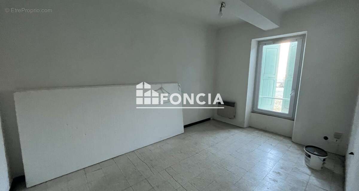 Appartement à LA JAVIE