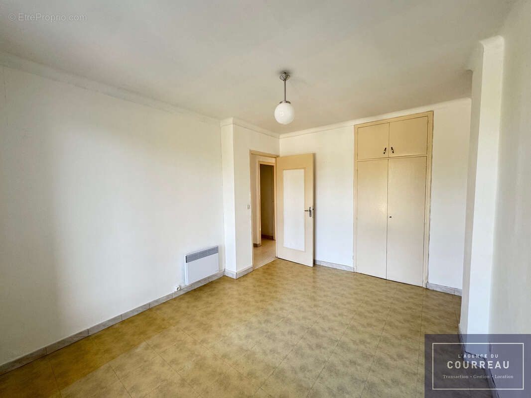 Appartement de Type T3 57 m2 avec Terrasse et Cellier - photo 2