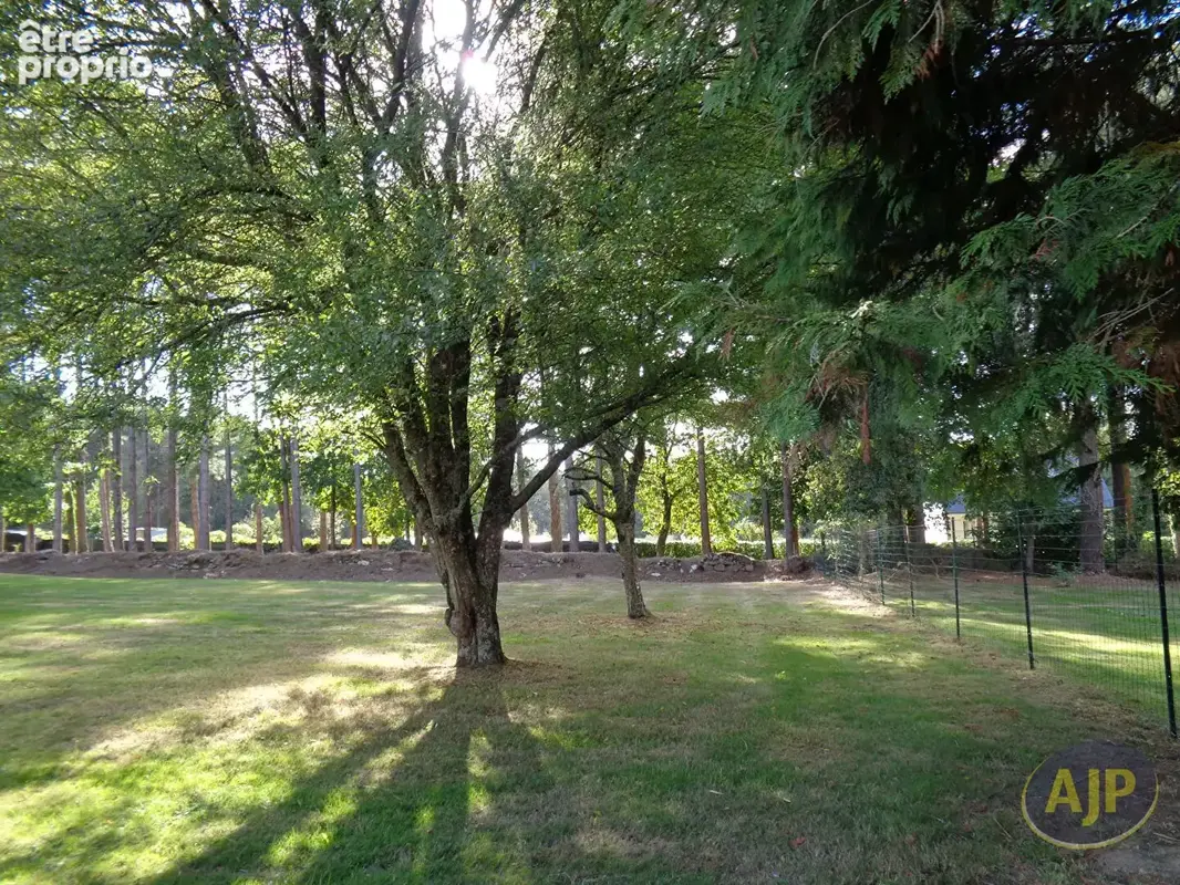 Terrain Plumelec 400 m2 - photo 3