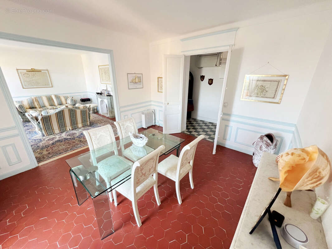 Appartement à VILLEFRANCHE-SUR-MER
