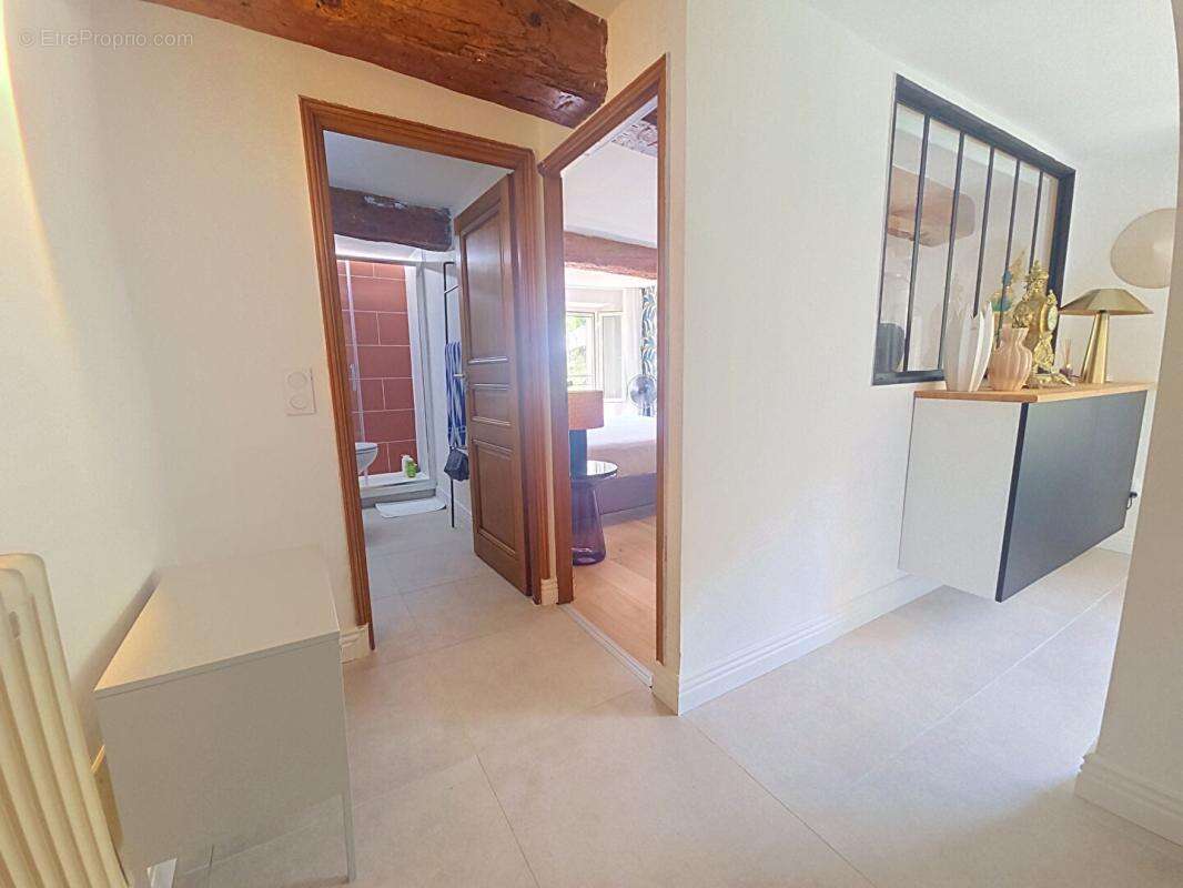Charme et authenticite - seillans - - photo 7