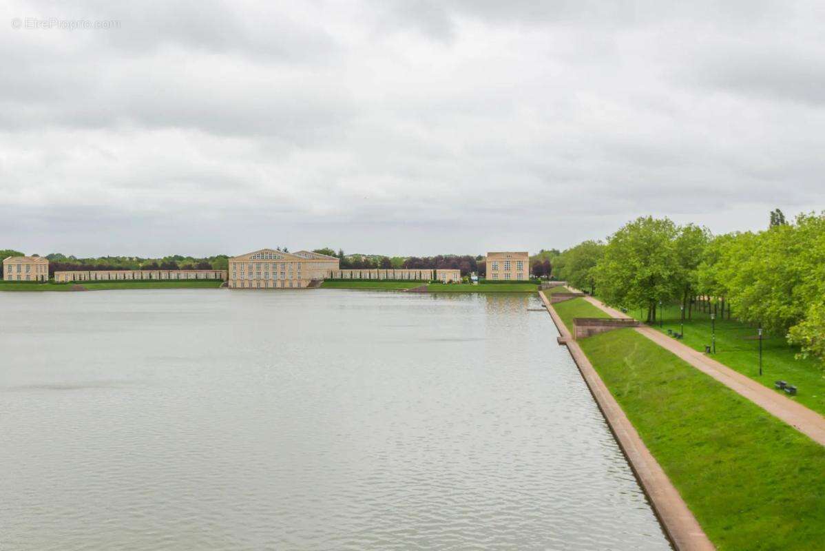 Appartement à MONTIGNY-LE-BRETONNEUX