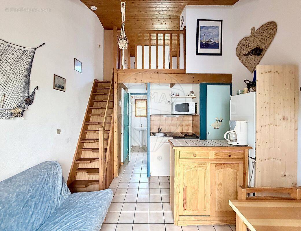 Maison à LES MATHES