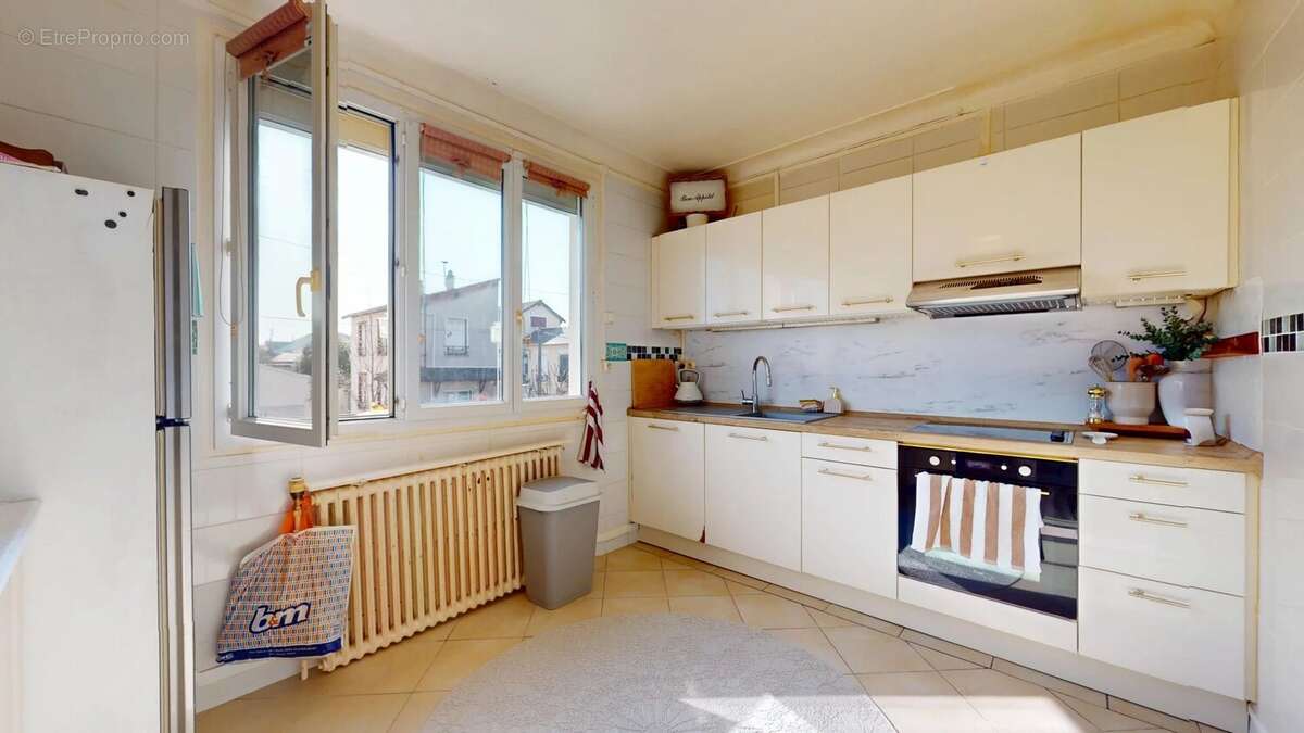 Maison à CLICHY-SOUS-BOIS