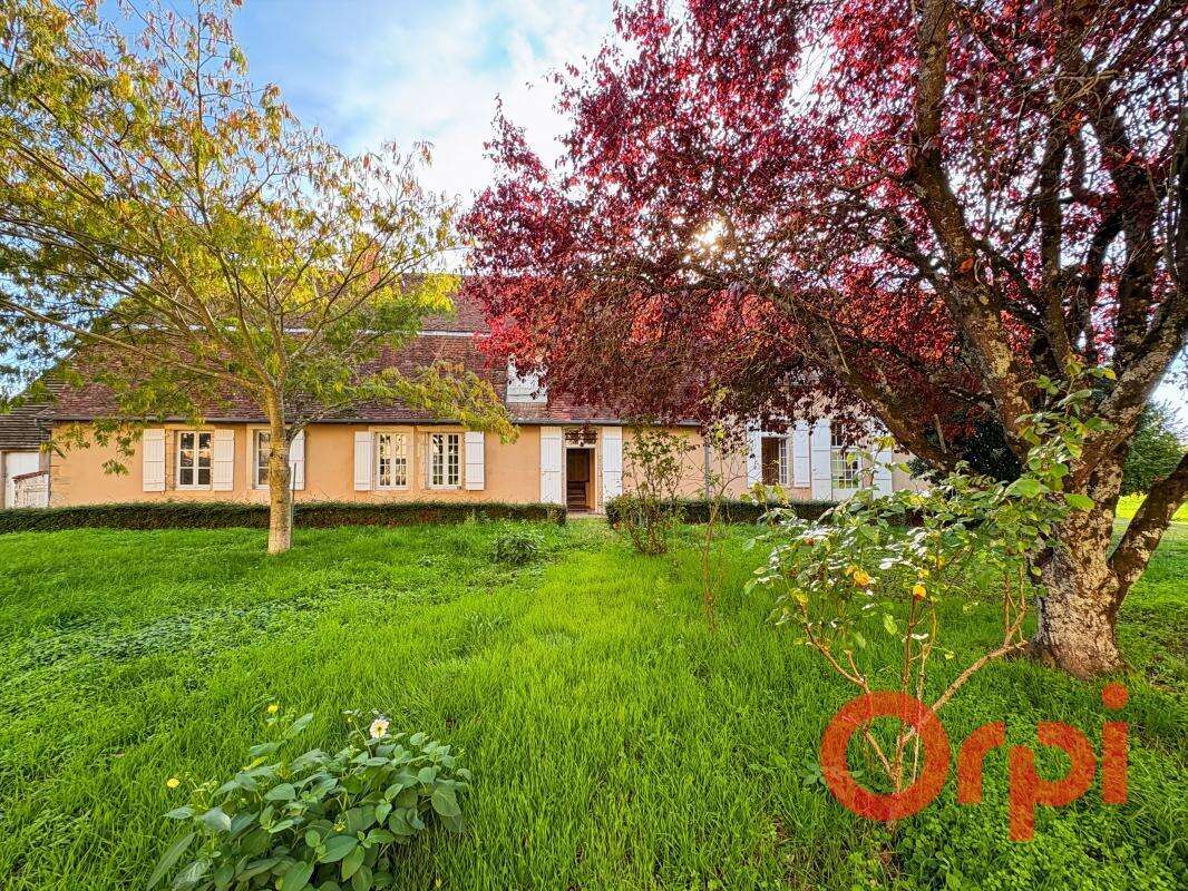 Maison à CHALIVOY-MILON