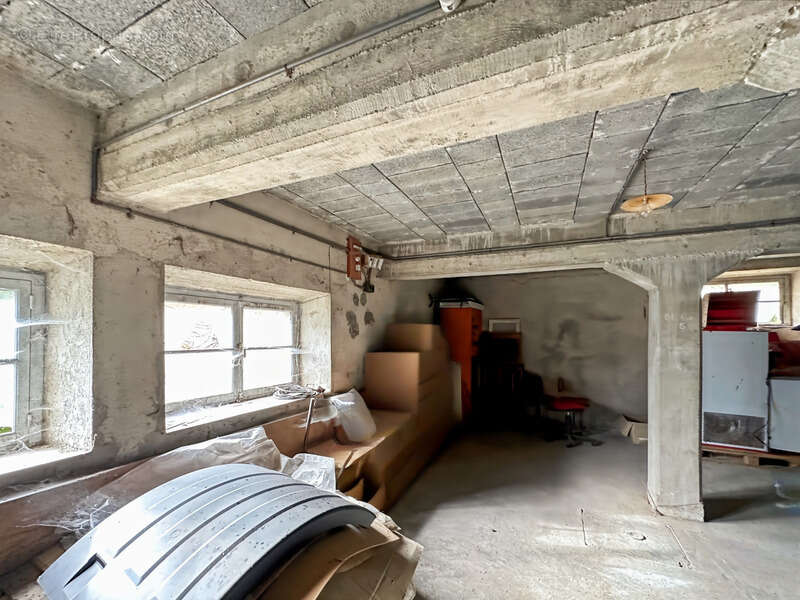 Commerce à BASSOUES