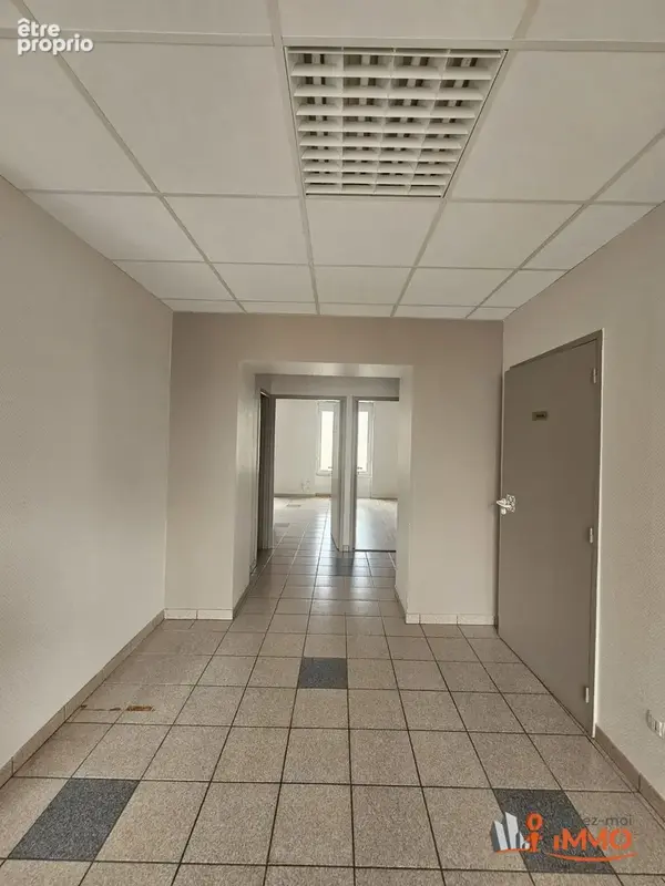 Commerce 80 m² à vendre à Saint-Genest-Lerpt (42530) - photo 6