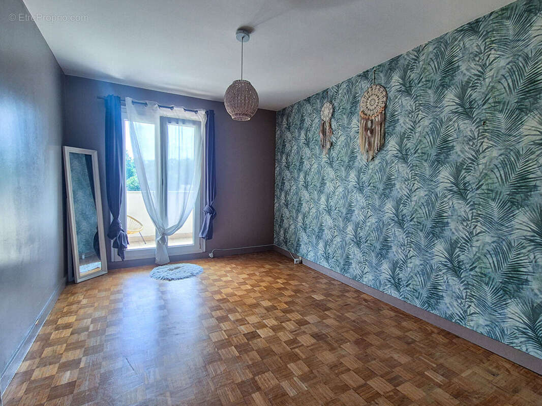Pringy_Appartement 5 pièces 108 m² avec balcon cave et parking - photo 10