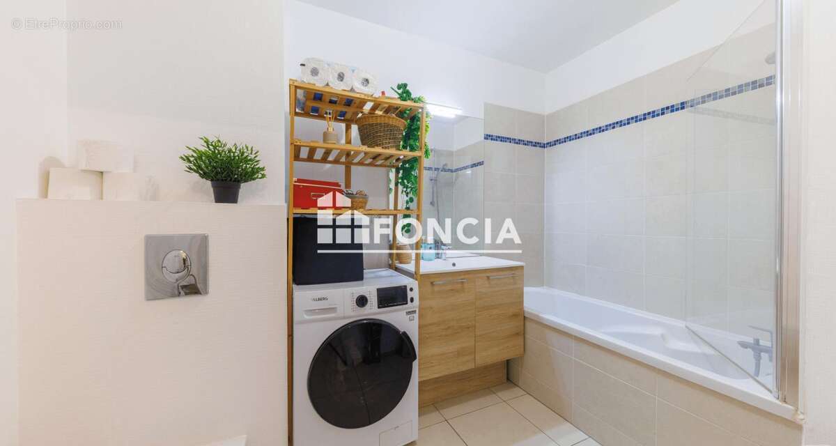 Exclusivite foncia - beau deux pieces vendu libre de toute occupation - photo 5