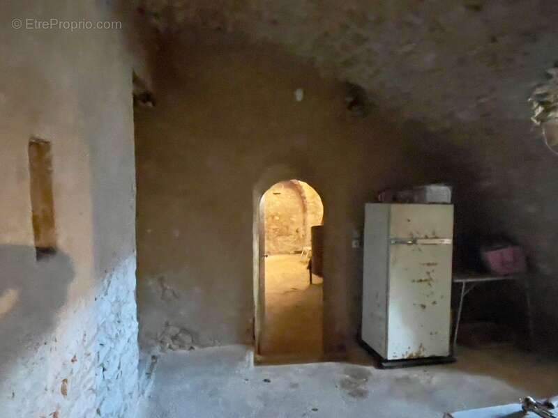 Maison à LAGARDE-D'APT