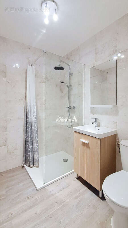 Appartement à MOUGINS