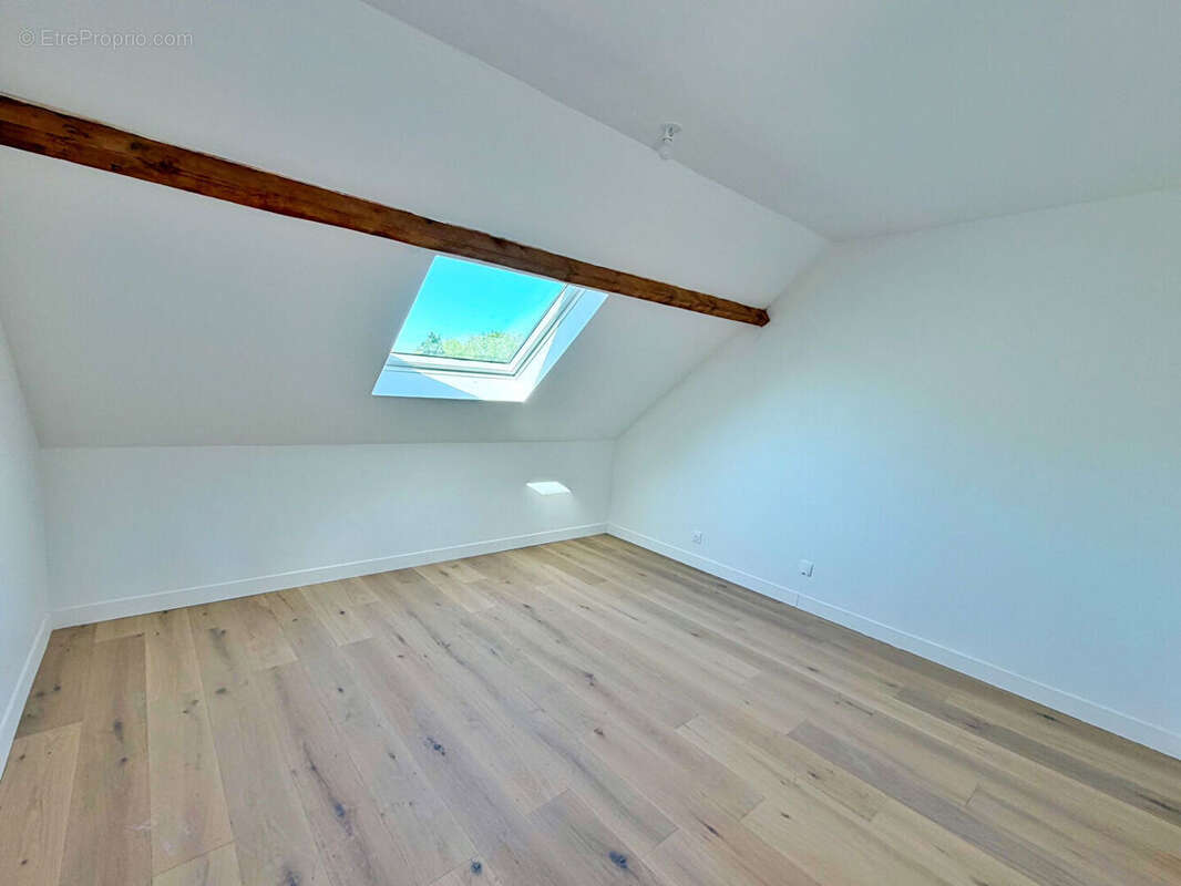 Appartement à NANTERRE