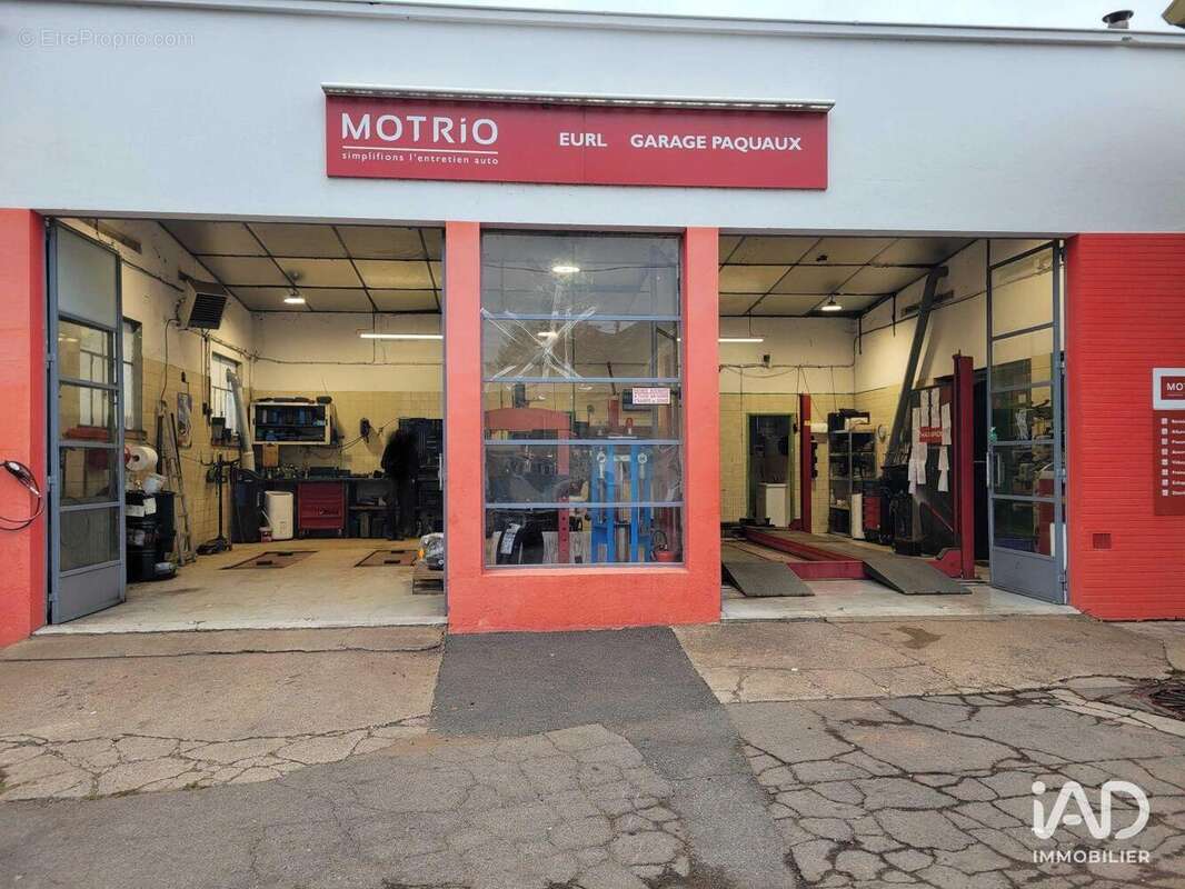 Photo 4 - Commerce à SANVIGNES-LES-MINES