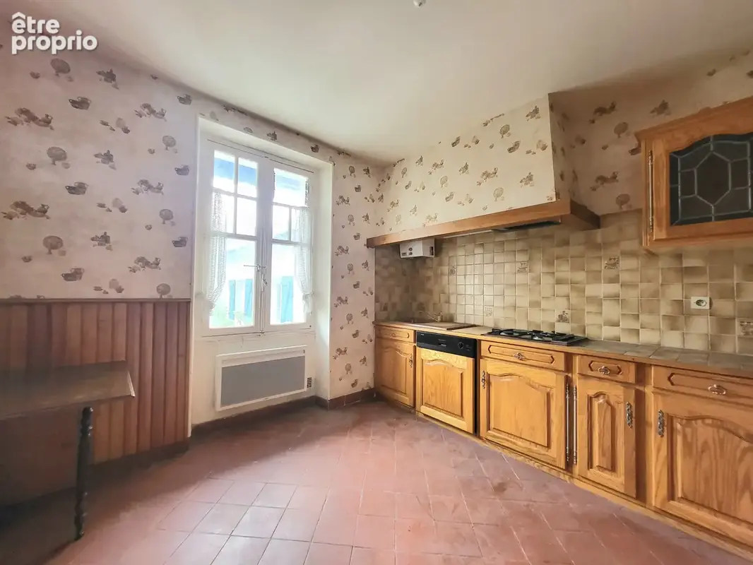 Appartement à rénover   58 m2 avec combles privatifs - photo 7