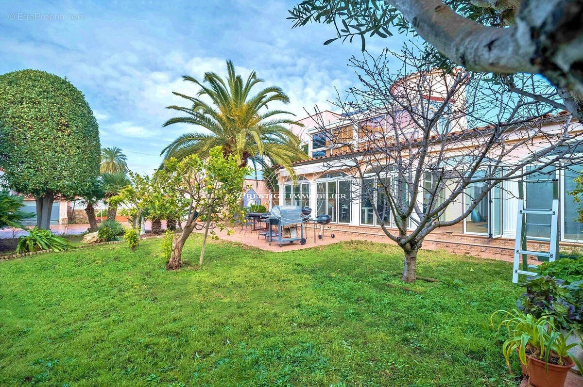 Maison à LE CHATEAU-D'OLERON