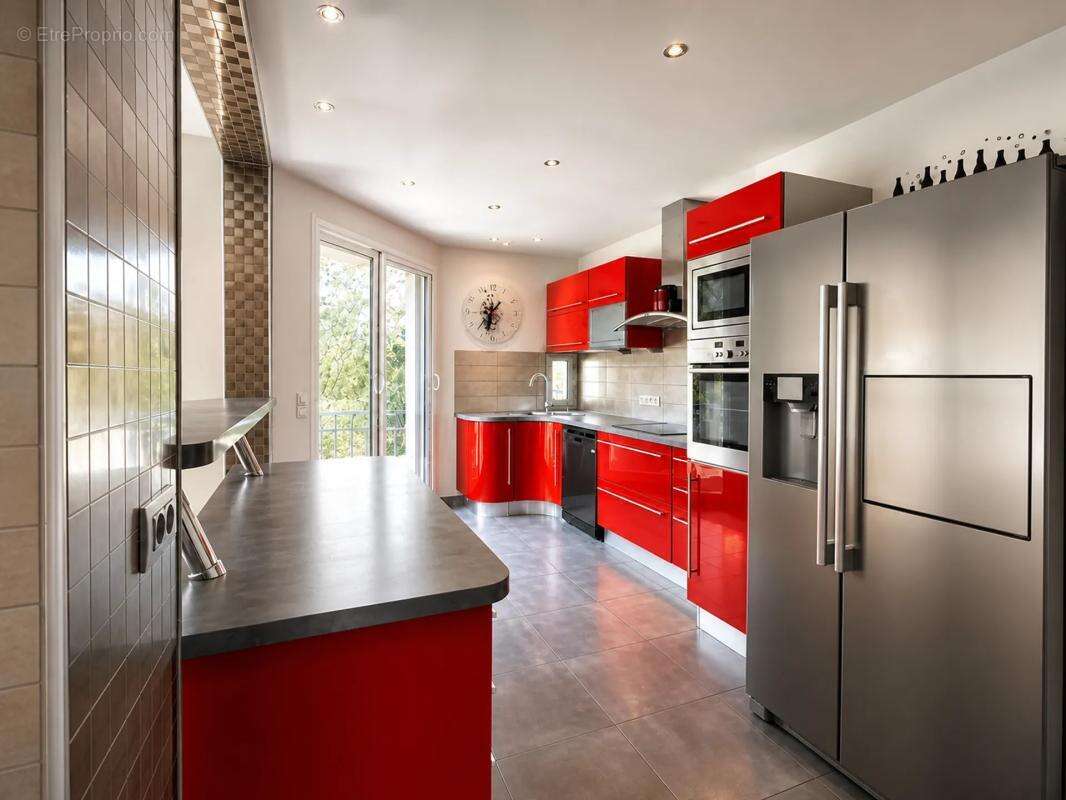 Maison d’architecte de 257m² 6 chambres piscine - à rénover - photo 7