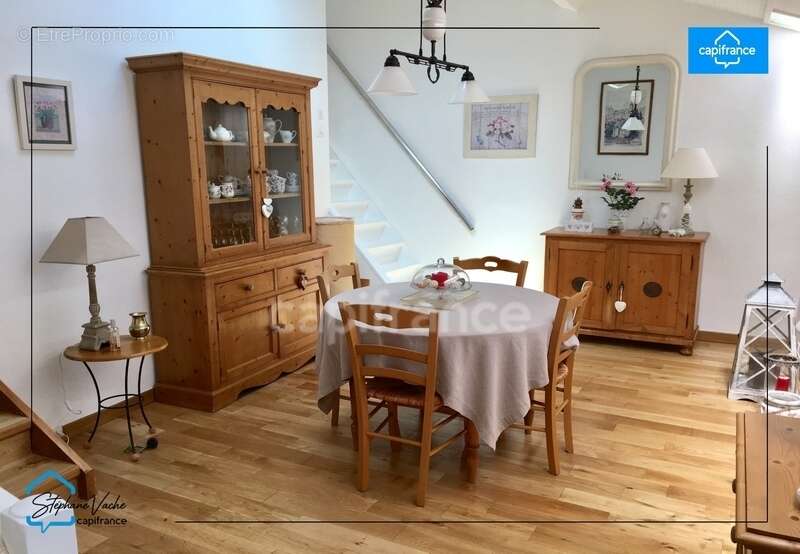 Maison à LA FOUILLOUSE