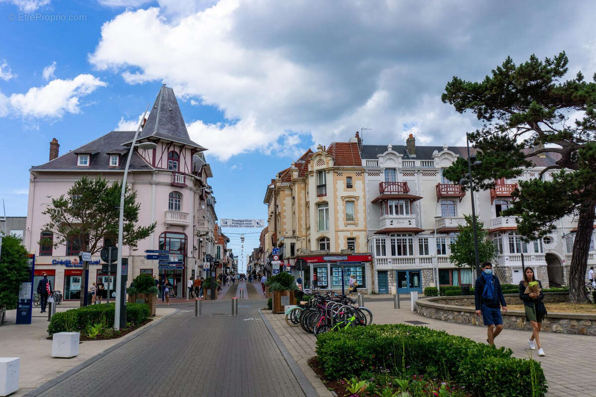 Commerce à LE TOUQUET-PARIS-PLAGE