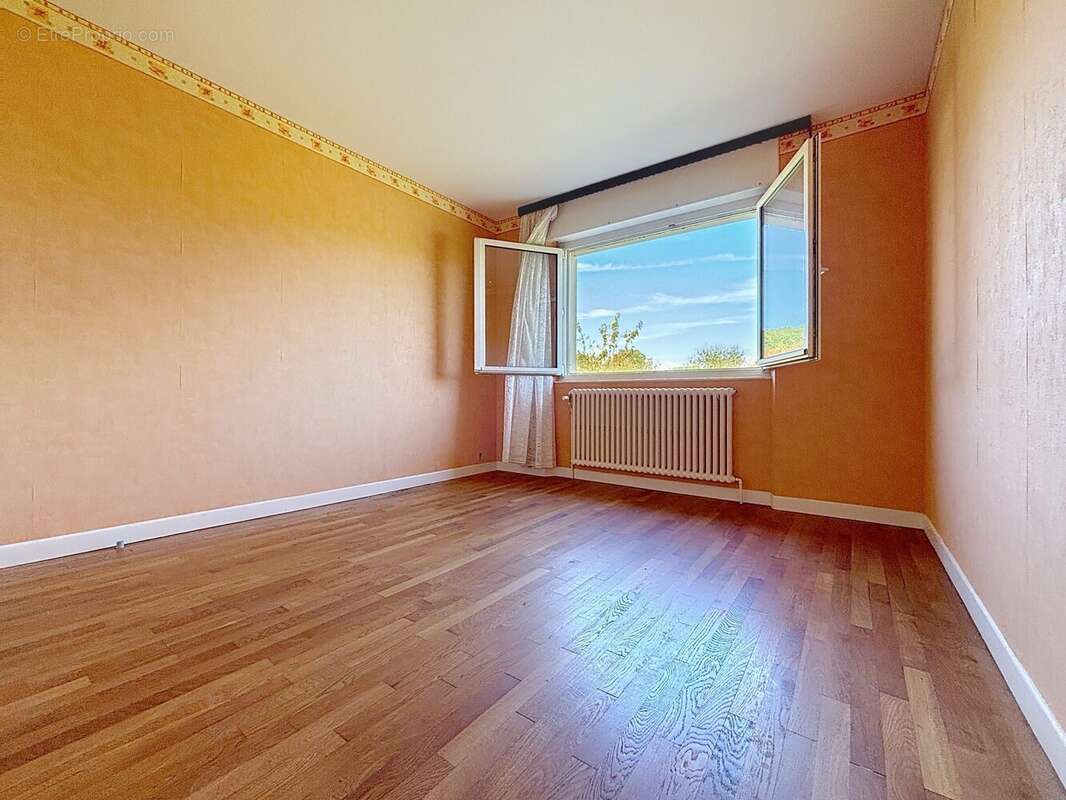 Maison à NEUREY-EN-VAUX