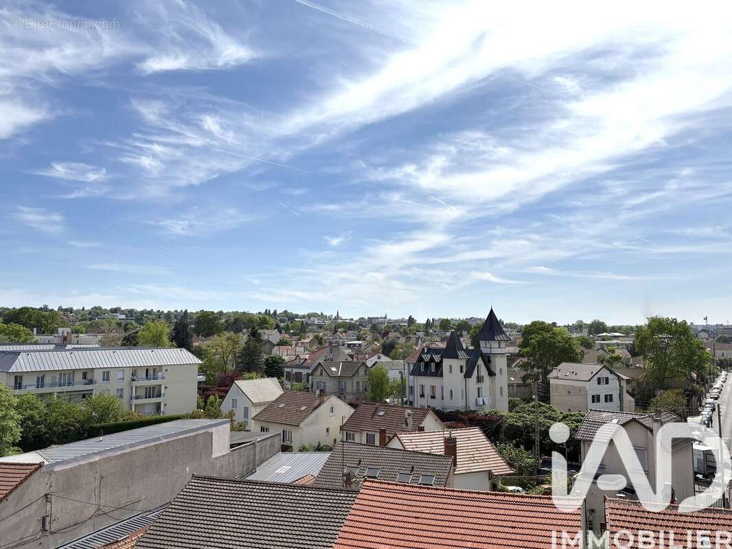 Photo 2 - Appartement à LIVRY-GARGAN