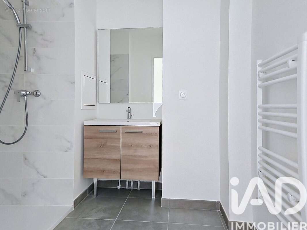 Photo 9 - Appartement à DEVILLE-LES-ROUEN
